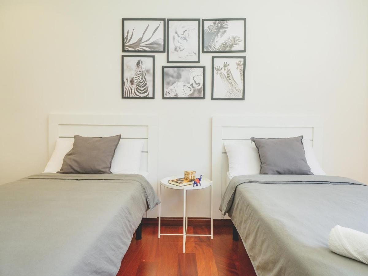 Вилла Cubo'S Gibralfaro House Center Малага Экстерьер фото