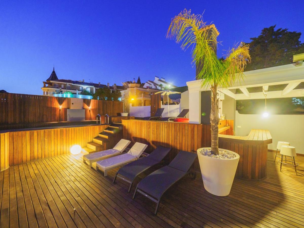 Вилла Cubo'S Gibralfaro House Center Малага Экстерьер фото