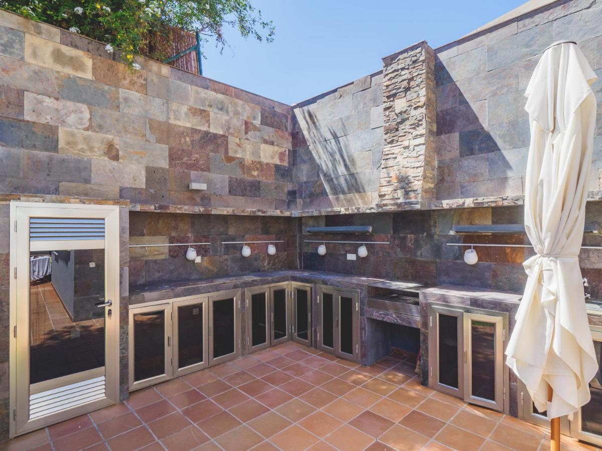 Вилла Cubo'S Gibralfaro House Center Малага Экстерьер фото