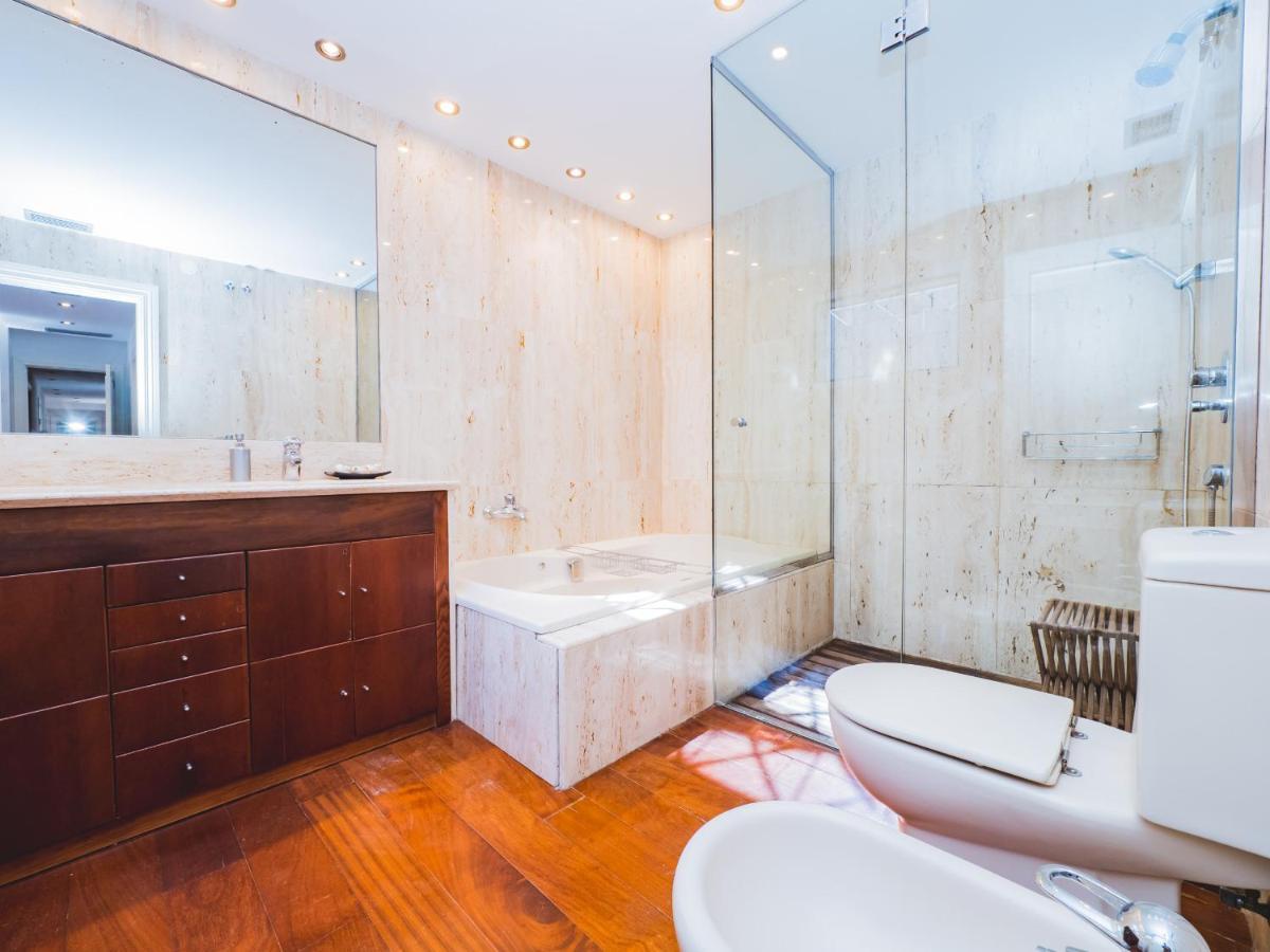 Вилла Cubo'S Gibralfaro House Center Малага Экстерьер фото