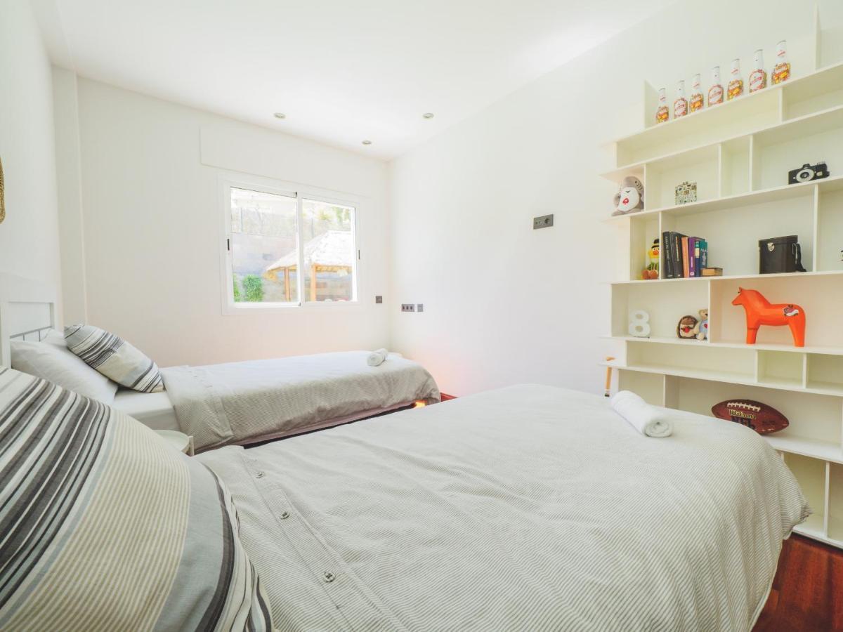 Вилла Cubo'S Gibralfaro House Center Малага Экстерьер фото