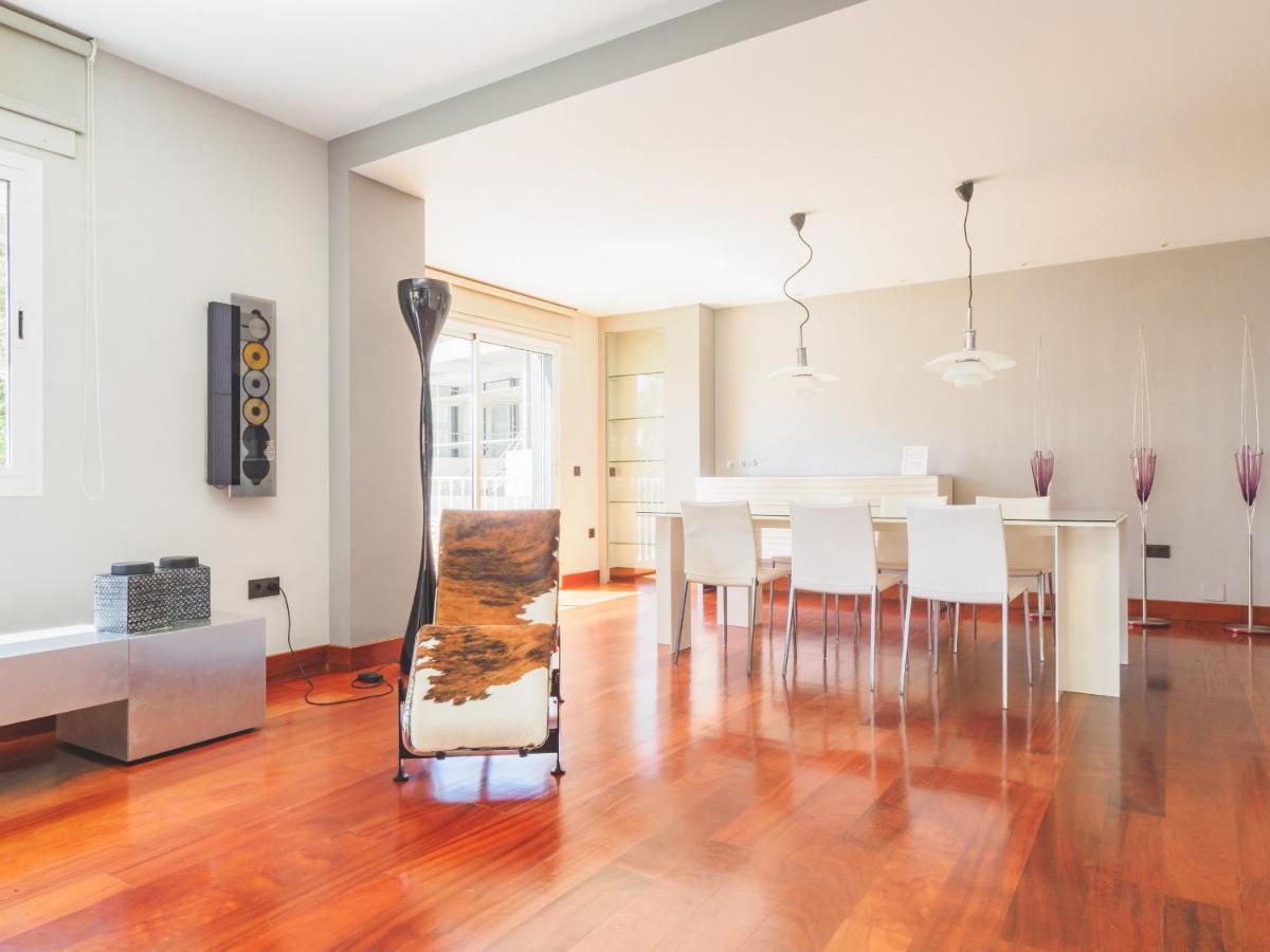 Вилла Cubo'S Gibralfaro House Center Малага Экстерьер фото